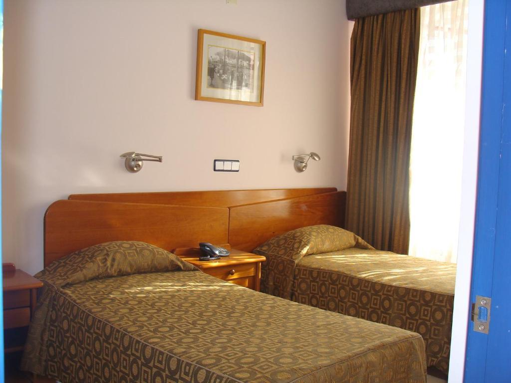 Apartamentos Turisticos Verdemar Horta  Rom bilde